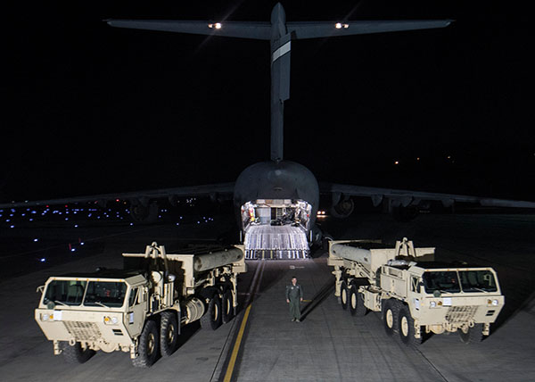ⓒ주한미군사령부 제공 3월6일 사드의 부품이 처음으로 한국에 도착했다.