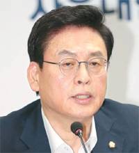정우택 자유한국당 원내대표