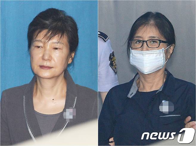 박근혜 전 대통령과 최순실이 27일 오전 서울 서초구 서울중앙지방법원에서 열리는 '592억 뇌물' 관련 공판에 출석하고 있다. 2017.7.27/뉴스1 © News1 임세영 기자