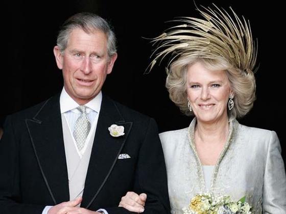 영국 왕위계승 서열 1위인 찰스 왕세자와 부인 카밀라 콘월 공작부인의 결혼식 사진.[중앙DB]