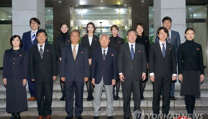 김정일 생일 맞아 재일조선인예술단 평양 도착