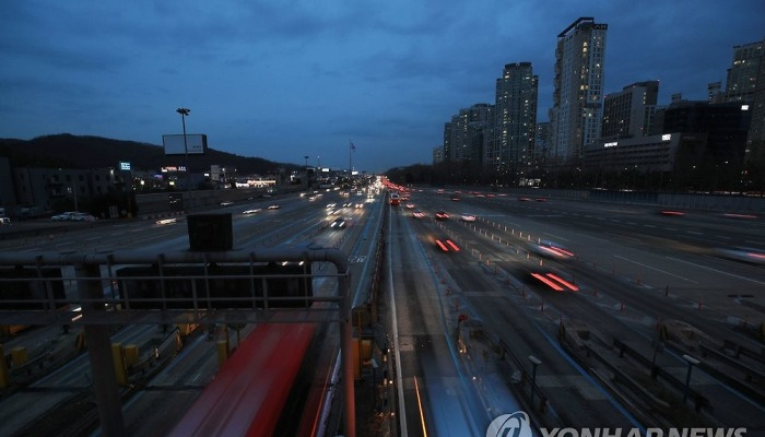 고속도로 정체 '해소' 중