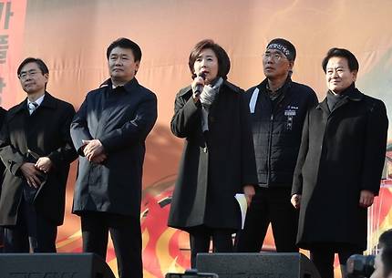 나경원 자유한국당 원내대표가 20일 오후 서울 여의도에서 열린 카카오 카풀 반대 3차 집회에서 발언하고 있다/사진=뉴스1