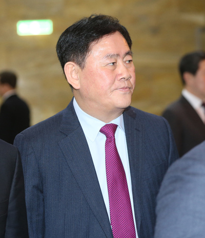 최경환 자유한국당 의원