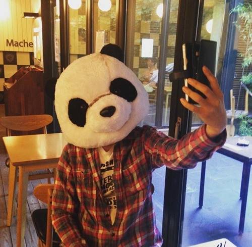 사진: 윤건 인스타그램