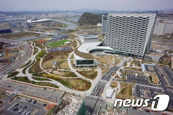 경남 진주시문산읍 LH사옥과 혁신도시 전경 (진주시청제공)© News1