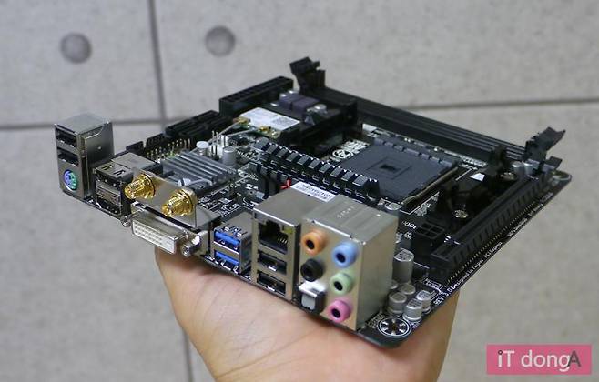 기가바이트 GA-F2A88XN-WIFI