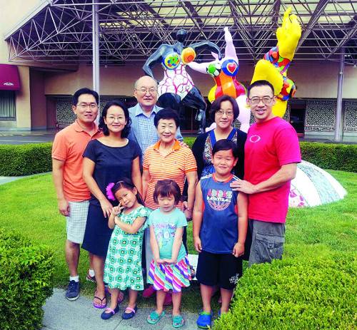 2013년 암 투병 중 가족과 제주여행을 다녀왔다.