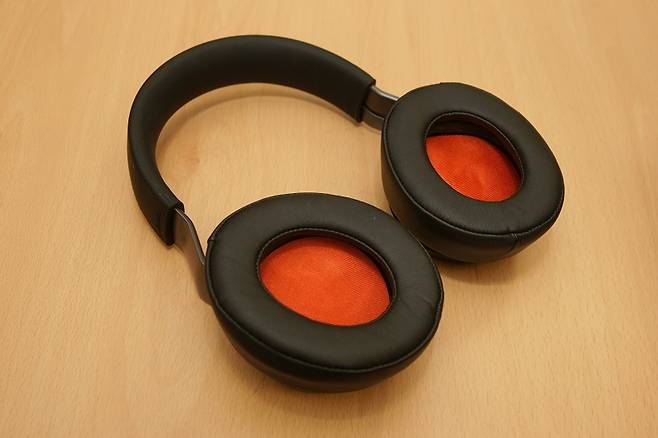 부드러운 소재를 활용해 착용감이 좋다