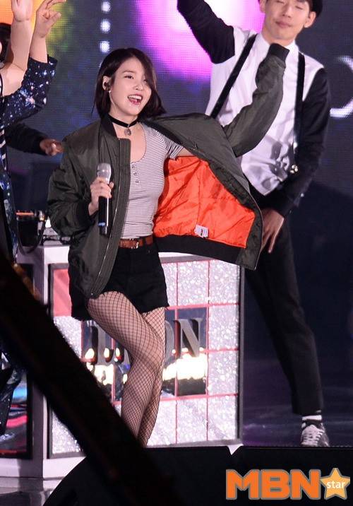 초커목걸이란 사진=MBN스타 DB