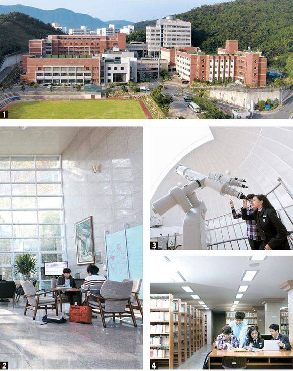 ① 학교 전경. ②한과영 학교 곳곳에는 테이블과 의자가 놓여있다. 수업이 없는 시간을 이용해 부족한 공부를 하거나 친구들과 함께 자유롭게 토론할 수 있는 공간이다. ③학생들이 학교 천문대 슬라이딩돔에서 천체관측 망원경을 통해 밤하늘의 변화를 관측하고 있다. ④도서관은 늘 학생들로 붐빈다
