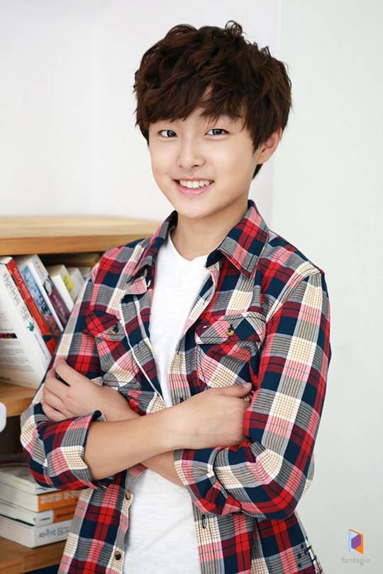 윤찬영