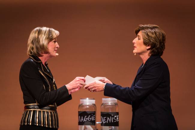 모리슨(오른쪽) 회장의 여동생 매기도 통신업체 프론티어 커뮤니케이션의 회장이다.