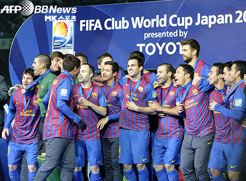 바르셀로나 선수들이 2011 클럽월드컵 우승 후 기뻐하고 있다. 사진(일본 요코하마)=AFPBBNews=News1
