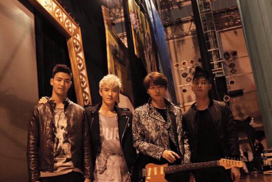 사본 -로열파이럿츠 하드락카페공연1