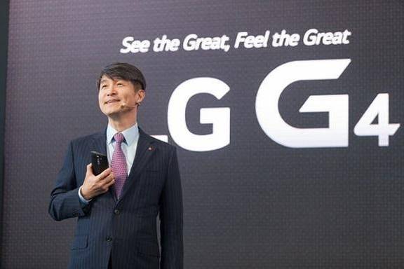 조준호 LG전자 사장이 지난해 4월 미국 뉴욕 맨해튼에서 열린 G4 공개행사에 참석해 전략 스마트폰 G4를 소개하고 있다. / LG전자 제공