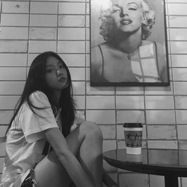 이성경