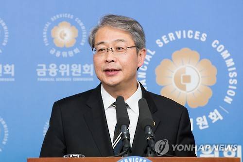 임종룡 금융위원장, 금융개혁 정례 기자간담회     (서울=연합뉴스) 임종룡 금융위원장이 1일 오후 서울 중구 세종대로 금융위원회 기자실에서 금융개혁 정례 기자간담회를 갖고 2단계 금융개혁 추진방안과 현장점검반 운영에 관한 내용 등 주요현안에 관해 설명하고 있다. << 금융위 제공 >>