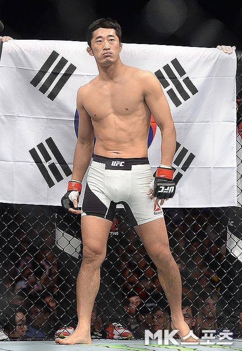 김동현이 ‘UFN 79’ 경기 시작을 기다리고 있다. 사진(올림픽체조경기장)=옥영화 기자