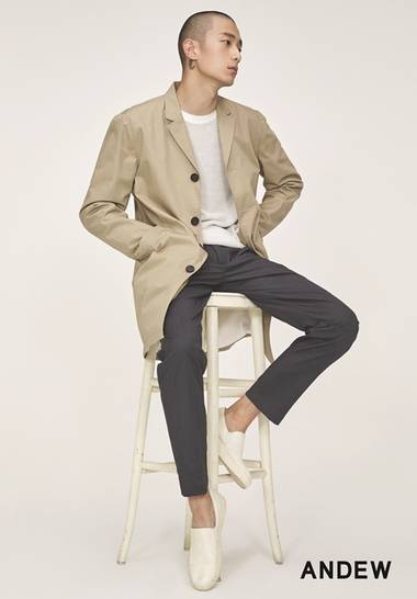 남성 30수 슬럽 맥코트(O161CT110M) 16만9000원 © News1
