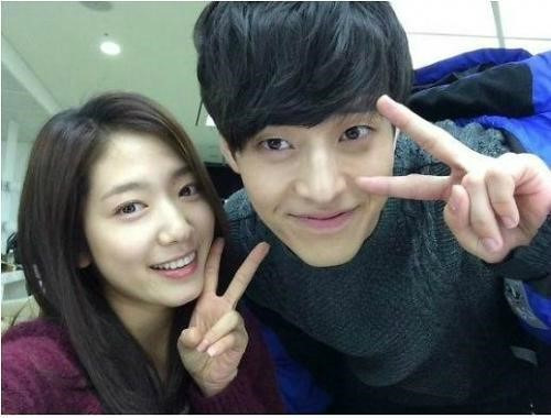 강하늘/사진=박신혜SNS