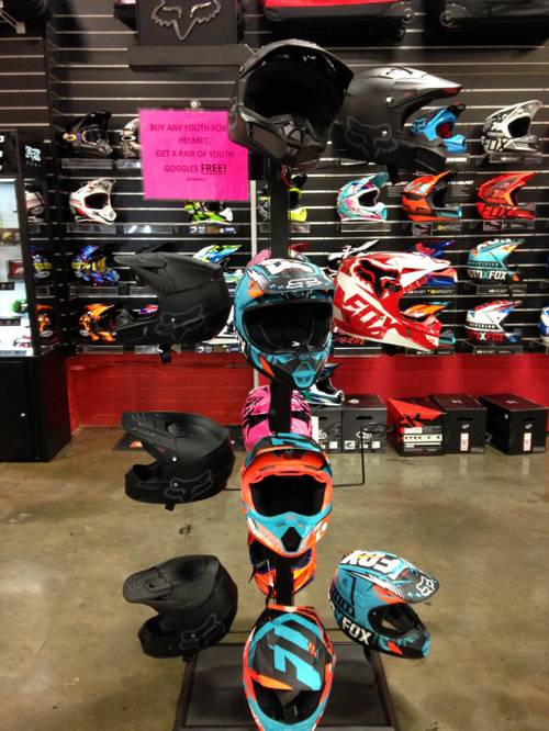 폭스 헬멧의 향연