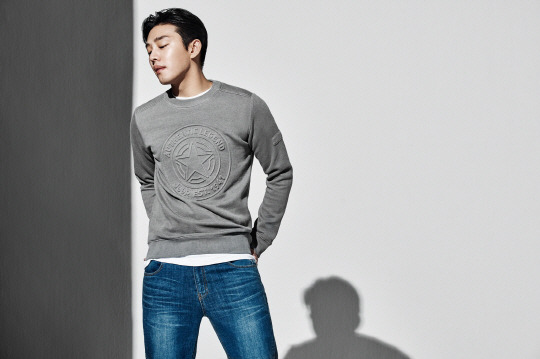 유아인