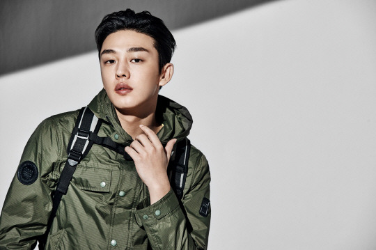 유아인