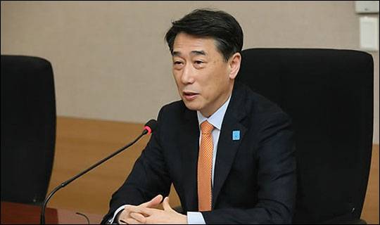 오준 유엔 주재 한국대사가 2일(현지시각) 유엔 안전보장이사회 회의에서 북한의 추가도발 중단을 촉구하며 한국어로 "이제 그만하세요"라고 발언해 눈길을 끌고 있다.(자료사진) ⓒ연합뉴스