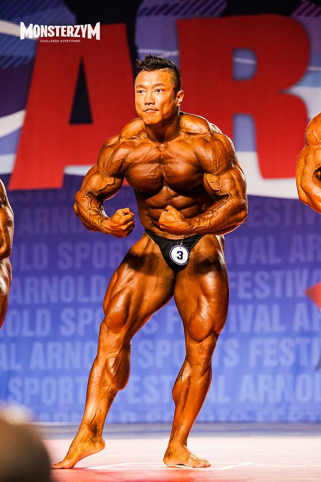 아놀드 클래식에서 5위의 성적을 거둔 강경원 선수