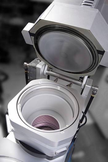 10나노 이하 구리배선 패터닝 가능한 어플라이드 엔듀라 시러스 HTX PVD 장비