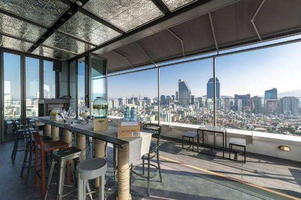 지난 11월 강남구 논현동에 개관한 호텔 카푸치노는 지하 3층, 지상 18층 규모에 141개의 객실을 보유했다.