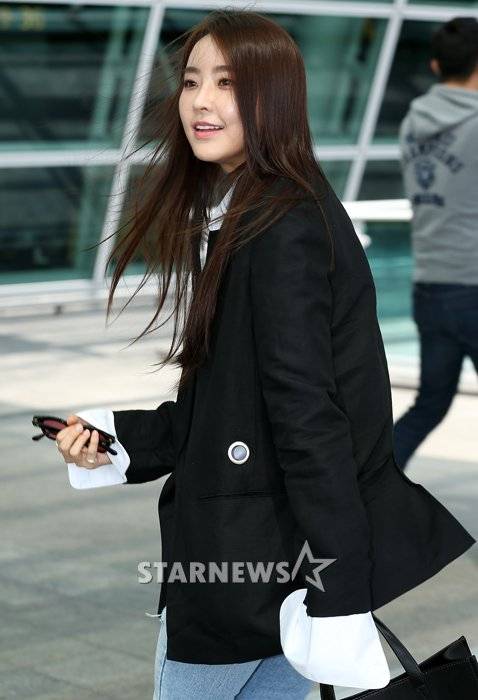 [★포토]정유미, '긴머리 흩날리며 출국'