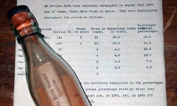 영국 해양생물협회가 공개한 108년 된 유리병 편지  |영국 해양생물협회(Marine Biological Association)