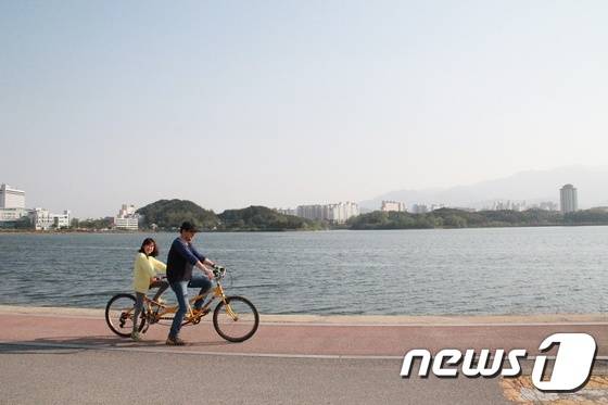 7번국도. 서현민 작가 © News1