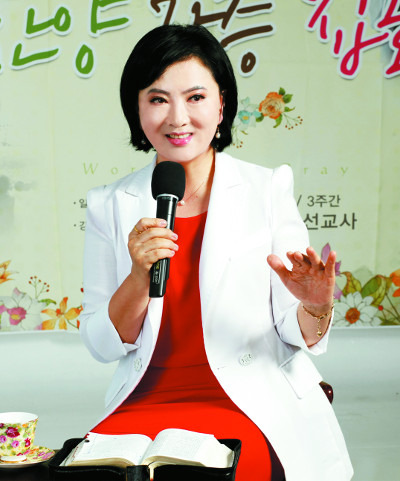 해외동포들을 위한 전도간증집회를 열며 탈북민 선교 및 돕기에 적극적으로 나서고 있는 주순영 선교사는 ‘통일 후 북한교회 재건은 장차 탈북민들이 중추적 역할을 해줄 것으로 기대한다.“고 말했다.