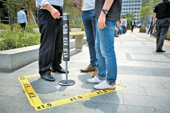 지난해 중앙SUNDAY를 통해 소개한 꽁초 수거함.