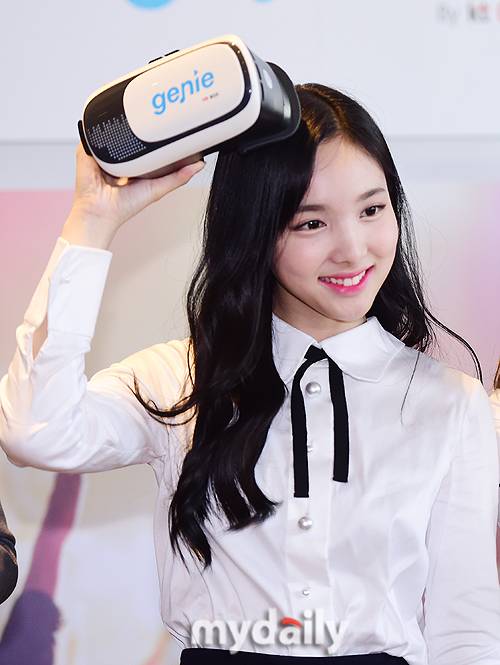 ▲ 나연 '수준급 포즈'