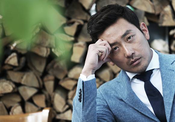 엄청 폼을 잡는 듯 해도 그에겐 항상 희극적인 릴리프가 있다./사진=이태경 기자