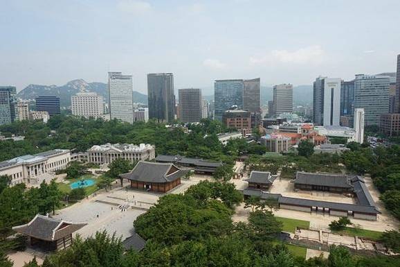 서울시청 서소문청사 13층의 정동 전망대에서 바라본 전경. /우고운 기자