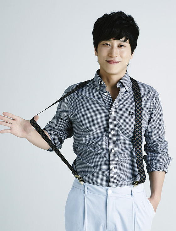 배우 민성욱은 ‘청춘시대’에서 레스토랑 매니저 역을 맡는다. © News1star / 제이와이드컴퍼니