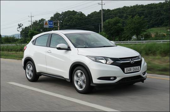 자유로를 주행 중인 혼다 HR-V.ⓒ혼다코리아