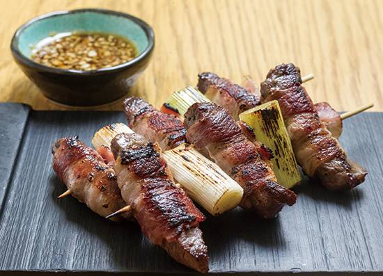 육류가 주식인 브라질에는 소고기, 양고기, 돼지고기를 주재료로 한 음식을 쉽게 찾아볼 수 있다.