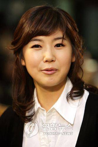 강수정 전 KBS 아나운서