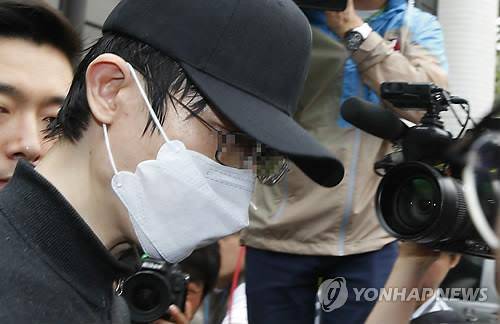 강남 묻지마 살인사건 피고인 김모씨. [연합뉴스 자료사진]