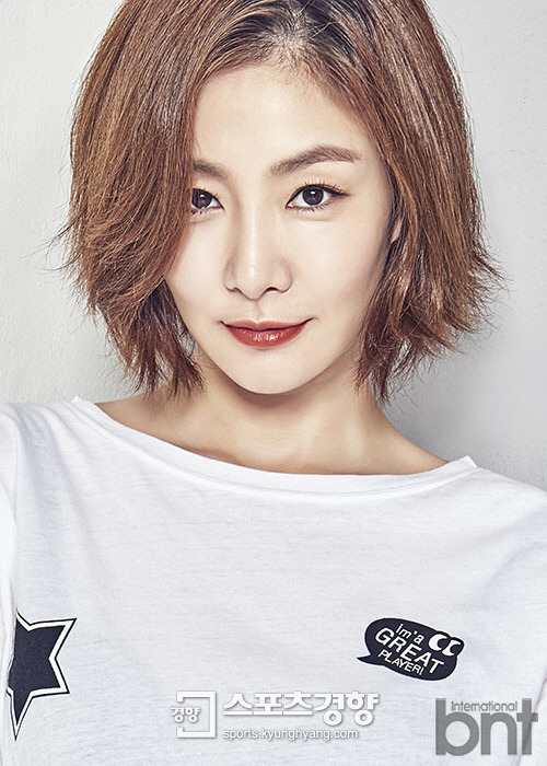 배우 박효주 패션지 화보. 사진 bnt 인터내셔널