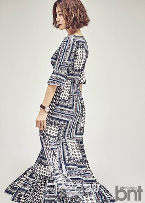 배우 박효주 패션지 화보. 사진 bnt 인터내셔널