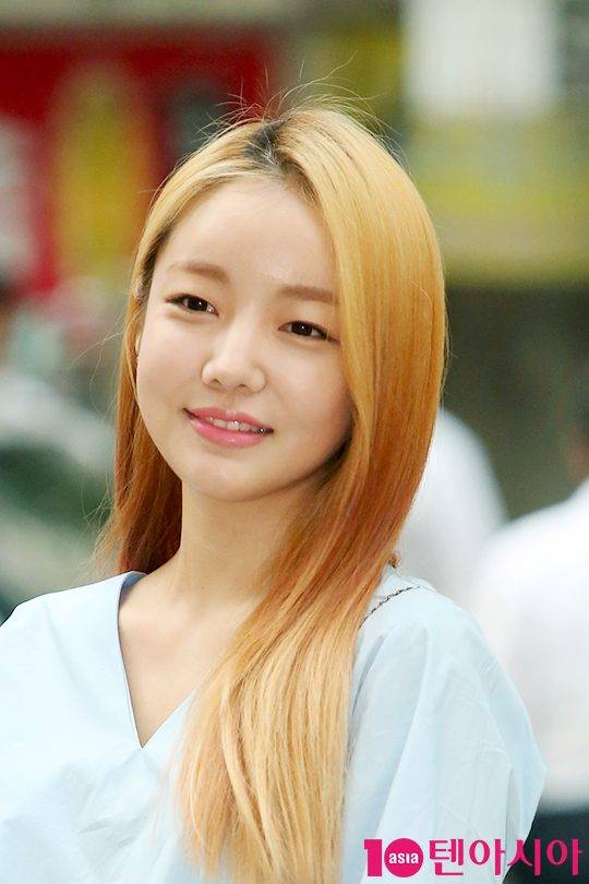 배우 문지인이 종방연에 참석하고 있다.