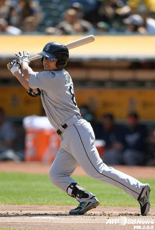 아오키는 출루로 공격의 포문을 열었다. 사진(美 오클랜드)=ⓒAFPBBNews = News1