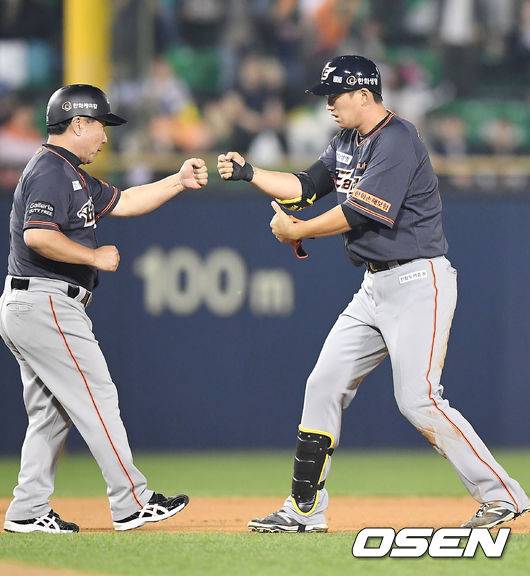 '데뷔 첫 안타-타점' 한화 박준혁 "군대서 야구 말고는 달리…"